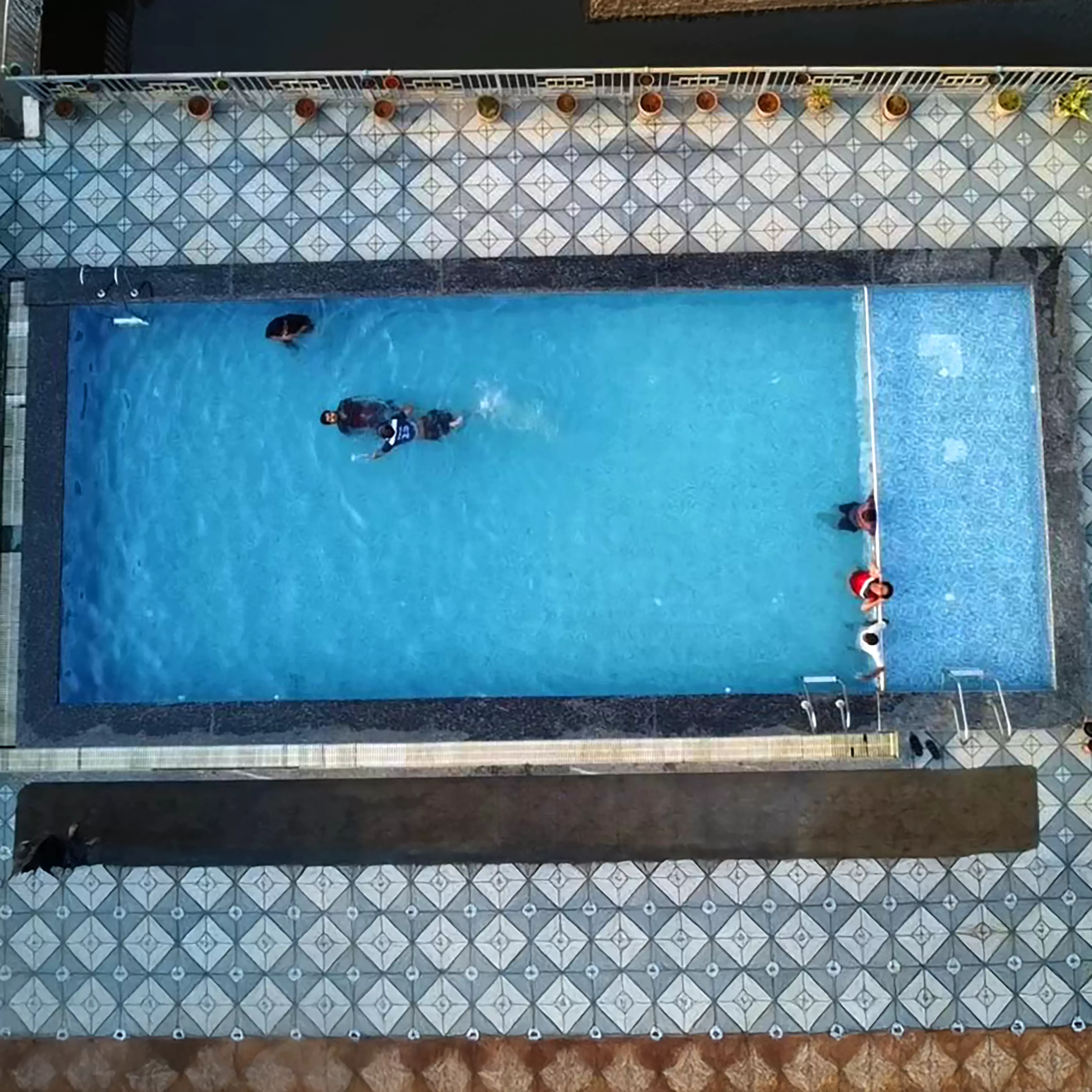 bg-slide-1